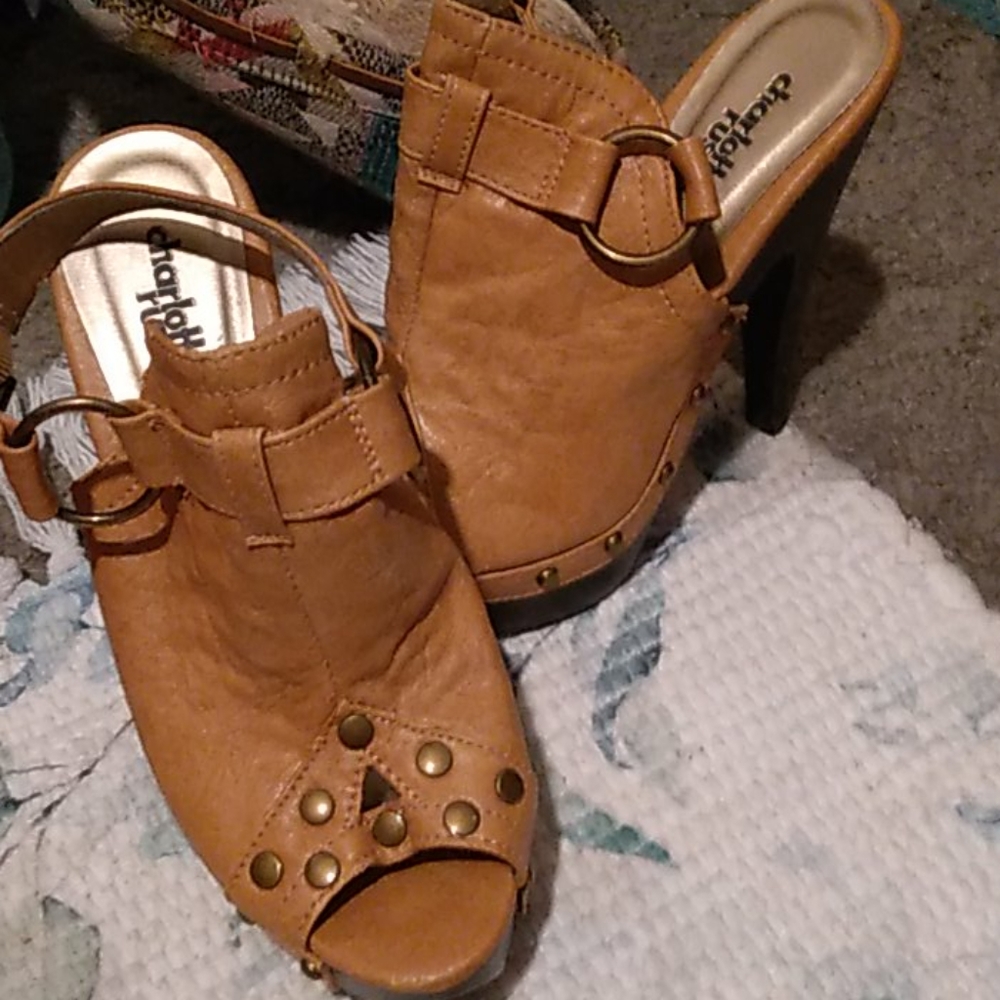 Genuine leather with back buckle straps